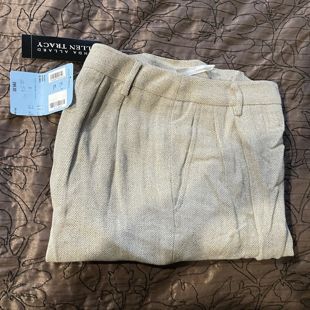 Gorgeous linen look and feel pant